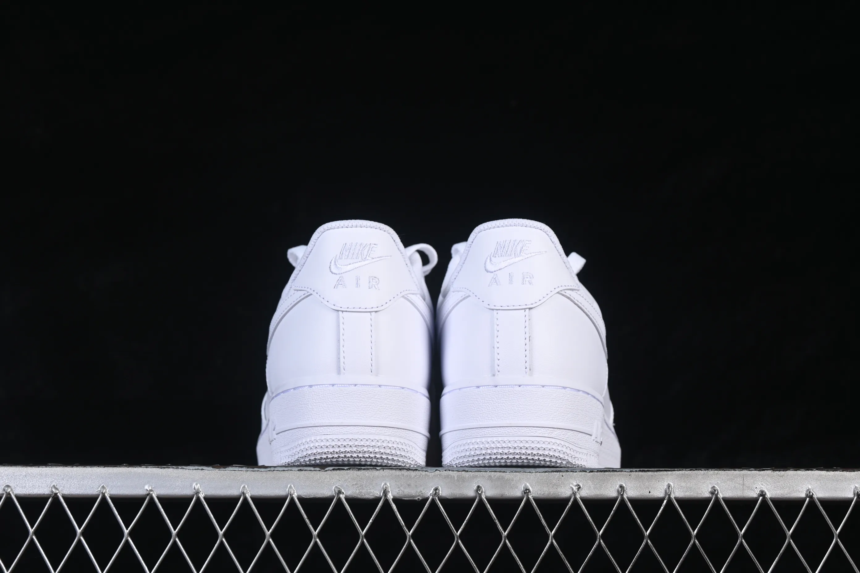 All categories Nk Air Force 1 Air Force series Nk Air Force 1 Low Air Force low-top GX foreign trade version Nike Air Force 1'07 Low Air Force 1 low-top casual sneakers CW2288-111